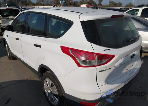 2015 Ford Escape S z USA, uszkodzony, nr VIN 1FMCU0F72FUC27886